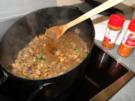 Gulasch nach Tinas Art mit Nudeln   (Fotos) - Rezept