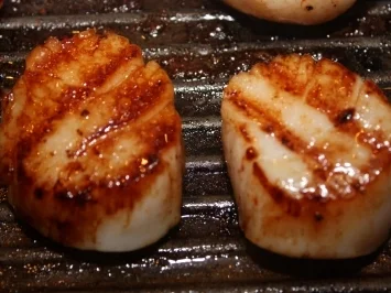 Rezept: Edles Kürbissüppchen mit Jakobsmuscheln Bild Nr. 6 Edles Kürbissüppchen mit Jakobsmuscheln - Rezept - Bild Nr. 6