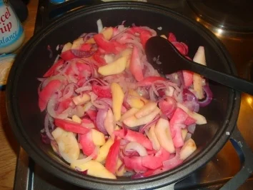 Rezept: Heringfilets in Apfel-Zwiebel-Creme Bild Nr. 2 Heringfilets in Apfel-Zwiebel-Creme - Rezept - Bild Nr. 2