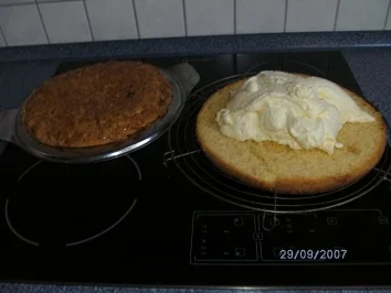 Rezept: Bienenstich mit Rührteig Bild Nr. 2 Bienenstich mit Rührteig - Rezept - Bild Nr. 2