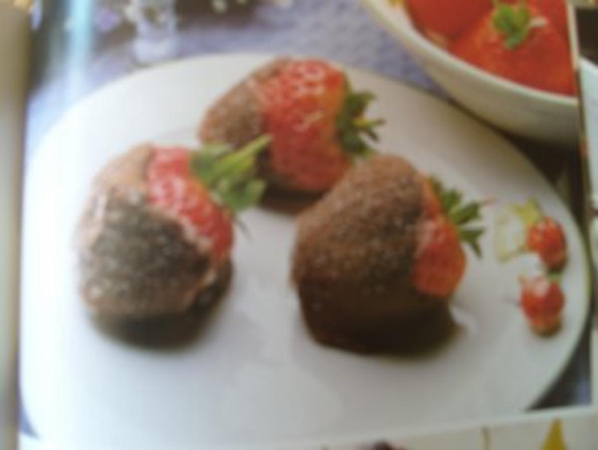 Schokoladen-Erdbeeren* die kleine süße Versuchung* - Rezept