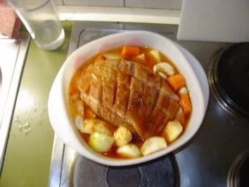 Rezept: Bayrischer Schweinsbraten mit Honigkruste Bild Nr. 2 Bayrischer Schweinsbraten mit Honigkruste - Rezept - Bild Nr. 2