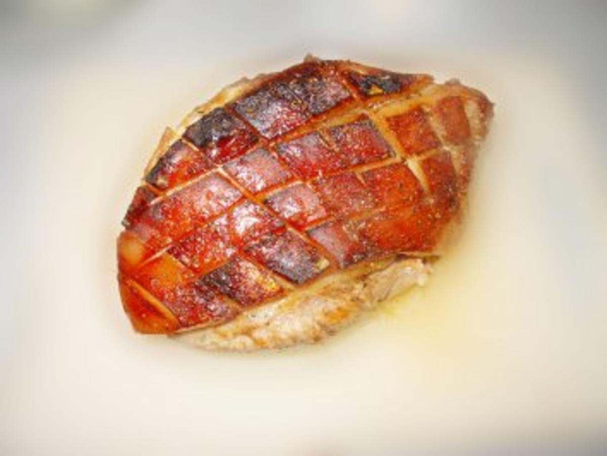 Bayrischer Schweinsbraten mit Honigkruste - Rezept