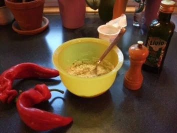 Griechische Spitzpaprika mit Schafskäse - Rezept - Bild Nr. 2