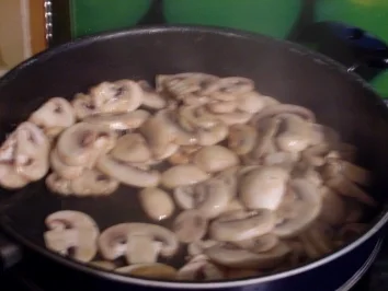 Puten-Paprika-Pfanne mit Pilzen - Rezept - Bild Nr. 5