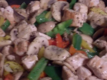 Puten-Paprika-Pfanne mit Pilzen - Rezept - Bild Nr. 7