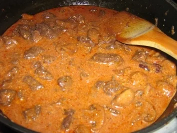 Rezept: Hirschgulasch-Hubertus von Rosa Bild Nr. 8 Hirschgulasch-Hubertus von Rosa - Rezept - Bild Nr. 8