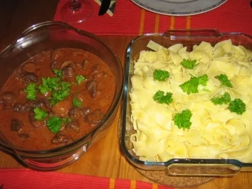 Rezept: Hirschgulasch-Hubertus von Rosa Bild Nr. 10 Hirschgulasch-Hubertus von Rosa - Rezept - Bild Nr. 10