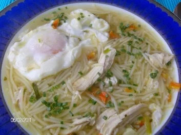 Hühnersuppe ganz schnell - Rezept