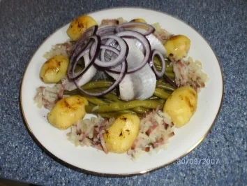 Matjes mit Böhnchen und Speckstippe - Rezept