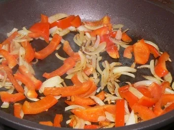 Rezept: gebratene Nudeln Bild Nr. 2 gebratene Nudeln - Rezept - Bild Nr. 2