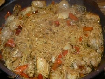 Rezept: gebratene Nudeln Bild Nr. 5 gebratene Nudeln - Rezept - Bild Nr. 5