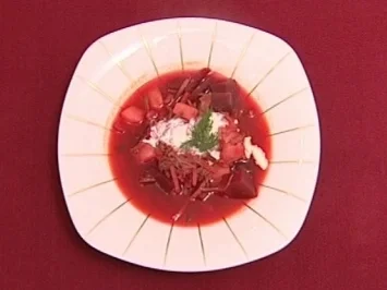 Margots sozialistische Einführung: Borschtsch (Enie van de Meiklokjes) - Rezept
