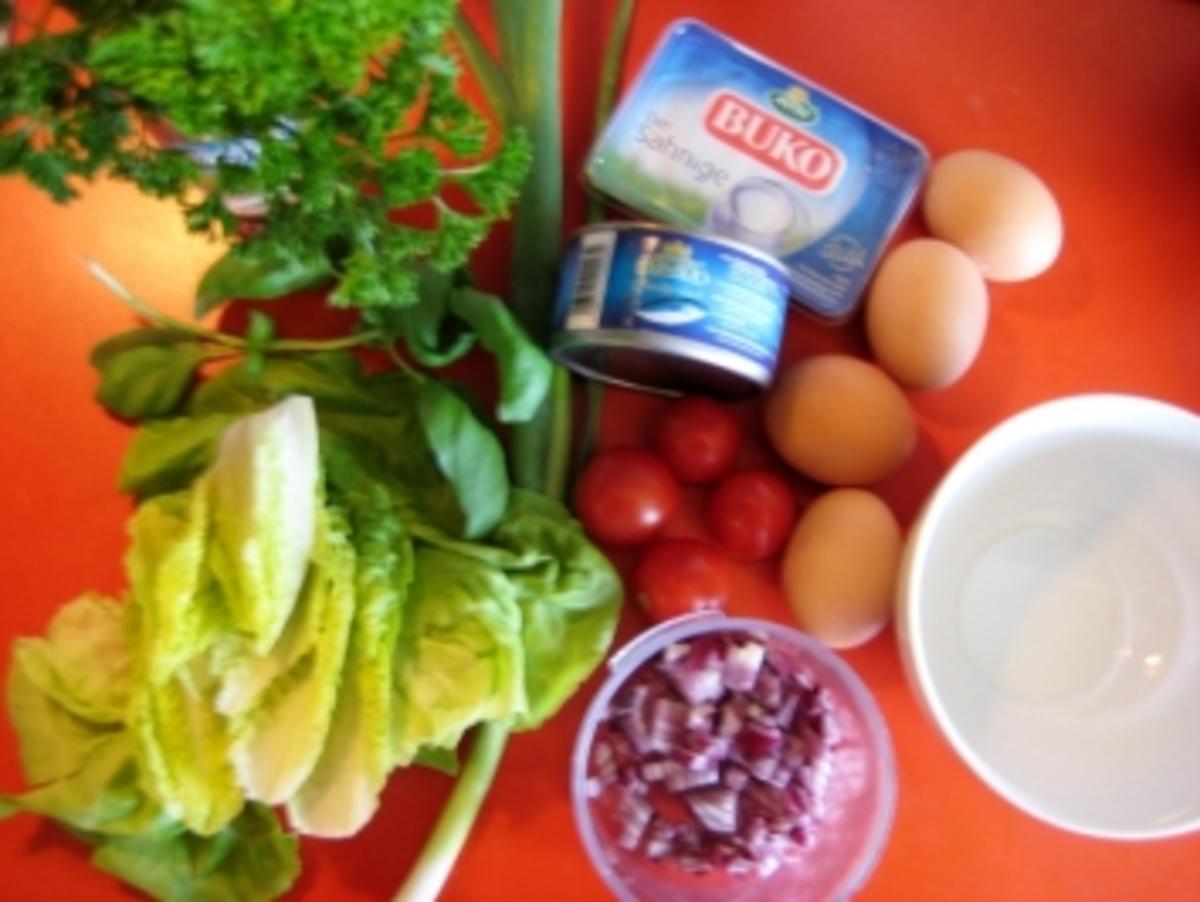 meine "Toastkörbchen - Hingucker" mit Ei,Tomate und Thunfisch - Rezept - Bild Nr. 2