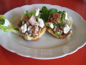 Rezept: meine "Toastkörbchen - Hingucker" mit Ei,Tomate und Thunfisch Bild Nr. 7 meine "Toastkörbchen - Hingucker" mit Ei,Tomate und Thunfisch - Rezept - Bild Nr. 7