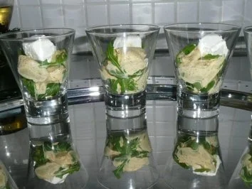 Rezept: GLASFOOD 3:Artischockenherzen in Honig-Senf-Dill mit Ziegenkäse GLASFOOD 3:Artischockenherzen in Honig-Senf-Dill mit Ziegenkäse - Rezept