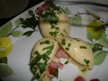 Rezept: Rustikale Überraschungsklöße Rustikale Überraschungsklöße - Rezept