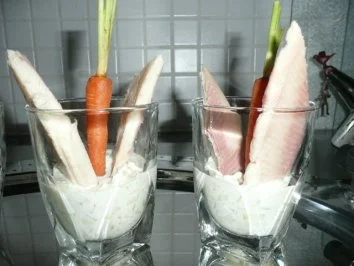 GLASFOOD 4:Räucherforelle an Gurken-Meeretich-Salsa - Rezept