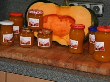 Rezept: Kürbis-Orangen-Apfel-Marmelade Bild Nr. 4 Kürbis-Orangen-Apfel-Marmelade - Rezept - Bild Nr. 4