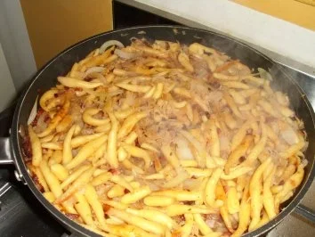 Rezept: Schupfnudeln mit Kraut Bild Nr. 3 Schupfnudeln mit Kraut - Rezept - Bild Nr. 3