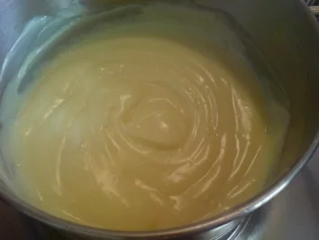 Rezept: Mini-Windbeutel mit Vanillecreme Bild Nr. 7 Mini-Windbeutel mit Vanillecreme - Rezept - Bild Nr. 7