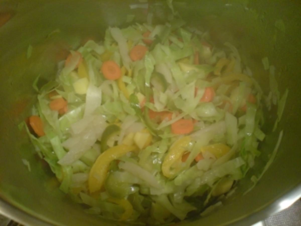 Suppe "Bunte Kohlsuppe" - Rezept - Bild Nr. 2