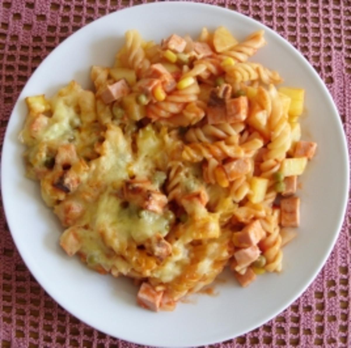 Auflauf herzhaft - Nudel-Kartoffel-Auflauf mit Leberkäse und Gemüse - Rezept - Bild Nr. 5