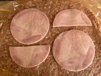 Rezept: Hackbraten Cordon Bleu Bild Nr. 4 Hackbraten Cordon Bleu - Rezept - Bild Nr. 4