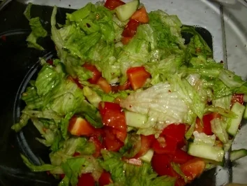 Fingerfood - Weizentortillas gefüllt mit lecker Salat mit Hähnchen - Rezept - Bild Nr. 4