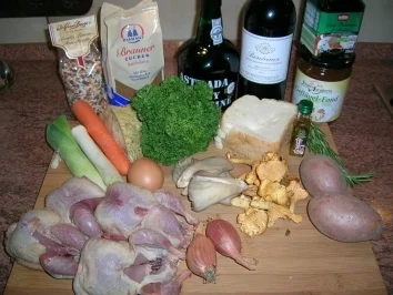 Gefüllte Wachteln mit Pfifferlingen, Portweinjus an buntem Linsen-Reis-Kartoffel-Rösti ( Fotos) - Rezept - Bild Nr. 4