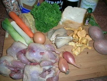 Gefüllte Wachteln mit Pfifferlingen, Portweinjus an buntem Linsen-Reis-Kartoffel-Rösti ( Fotos) - Rezept - Bild Nr. 5