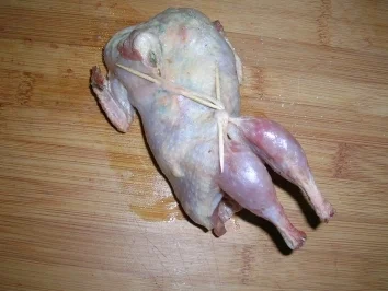 Gefüllte Wachteln mit Pfifferlingen, Portweinjus an buntem Linsen-Reis-Kartoffel-Rösti ( Fotos) - Rezept - Bild Nr. 16