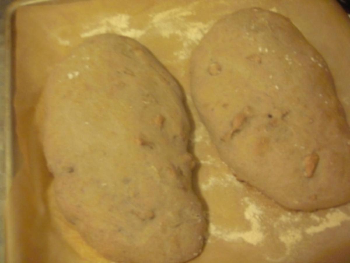 Ciabatta mit Walnuss - Rezept mit Bild - kochbar.de