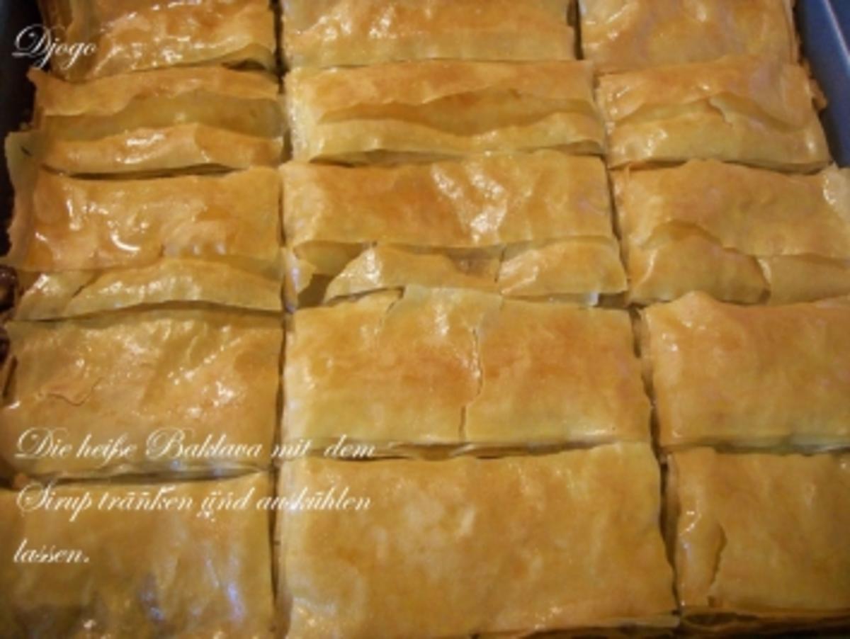 Bilder für Baklava mit Walnüssen - Rezept