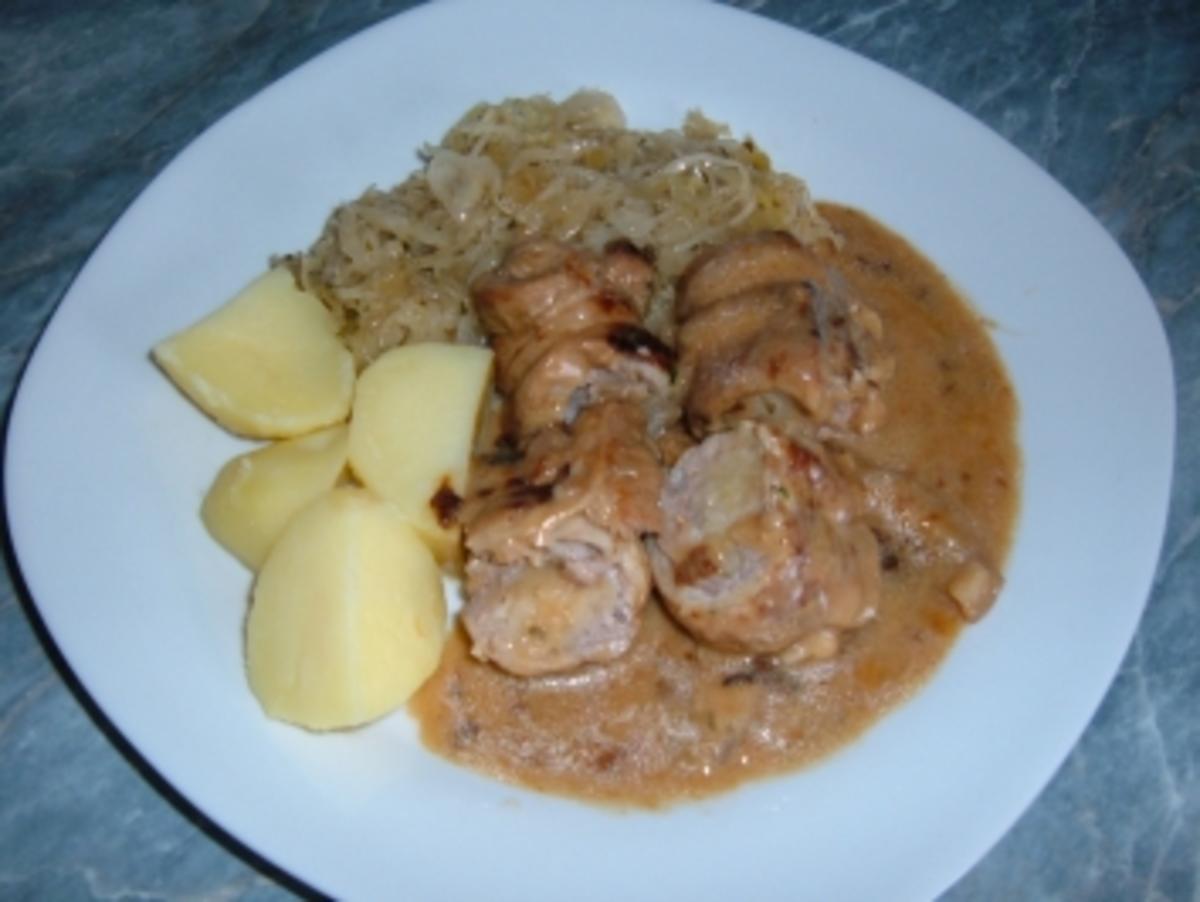 Rouladen mit Sauerkraut - Rezept