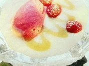 Himbeercreme mit Vanille -  und Kiwisoße - Rezept