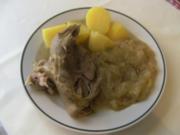 HAUPTGERICHT - Eisbein, Sauerkraut und Kartoffeln - Rezept