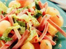 Pikanter Melonensalat mit Schinken - Rezept