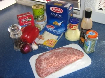 Gorgonzola-Paprika-Hack auf Gnocchi - Rezept - Bild Nr. 2