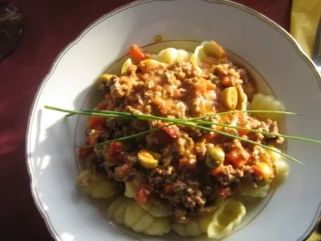 Gorgonzola-Paprika-Hack auf Gnocchi - Rezept - Bild Nr. 11