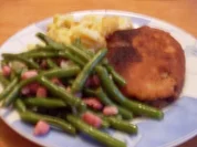 Holzfällerschnitzel mit Speckbohnen - Rezept