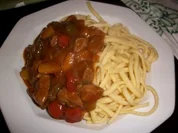 Gulasch mit gemischtem Paprikagemüse - Rezept