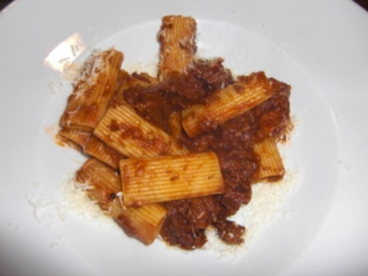 Ragù alla Napoletana - Rezept mit Bild - kochbar.de