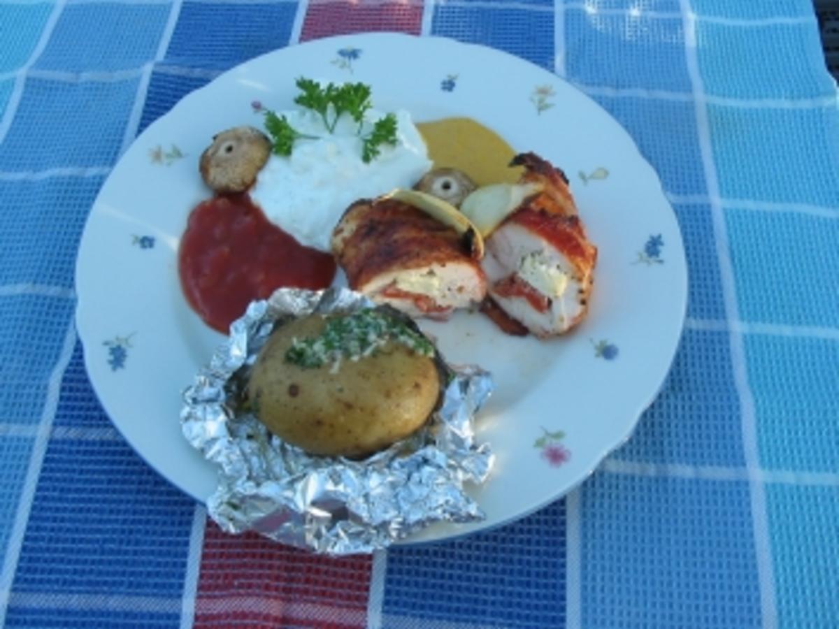 Hähnchenbrust gefüllt mit Tomaten-Feta - Rezept - kochbar.de