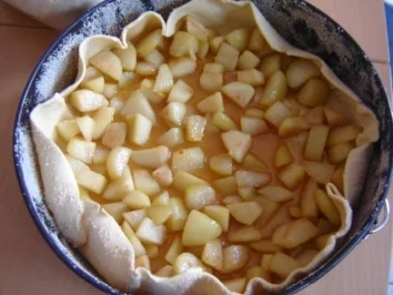 LUNA'S ITALIENISCHE BIRNENTORTE mit RICOTTAHAUBE - Rezept - Bild Nr. 6