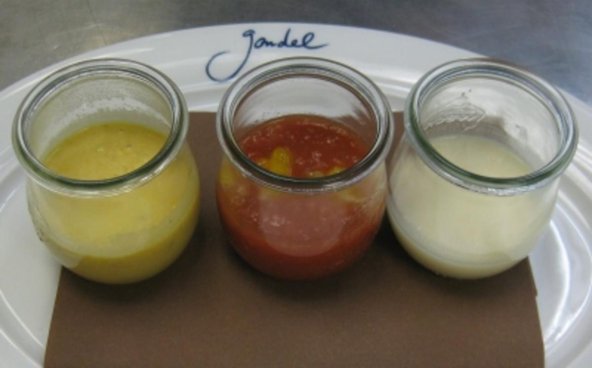 Bilder für Feine Süppchen Trilogie – Gazpacho, Knoblauchcreme und Kartoffel-Steinpilzsüppchen - Rezept