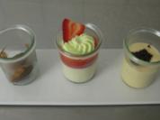 Schokoeis, Erdbeer-Waldmeister Shooter, weiße Schokomousse mit Kaffeegelee - Rezept