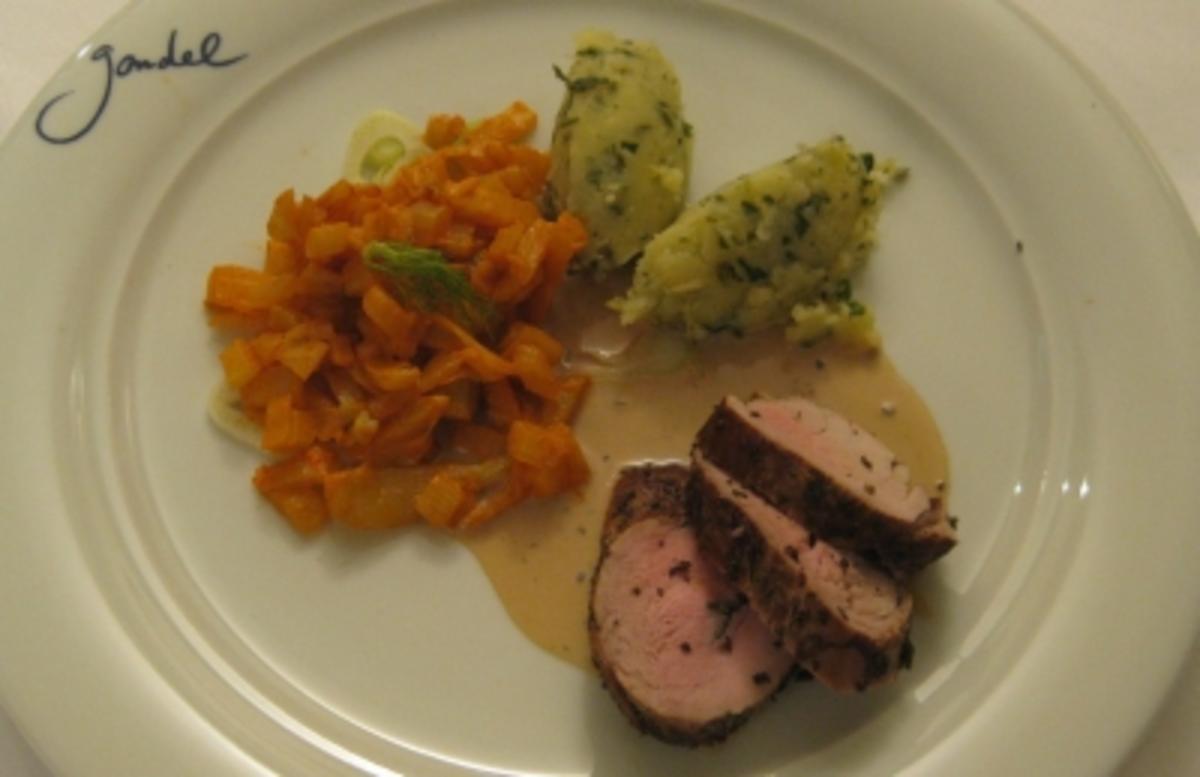 Schweinefilet in Rosmarin-Salzkruste mit Stampfkartoffeln und
Fenchelgemüse - Rezept Von Einsendungen Unter Volldampf