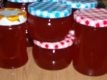 Quitten-Gelee mit Orangenlikör - (Cointreau) - Rezept