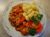 Rezept: Cabanossi-Pfanne mit Paprika und Zwiebeln... in 20 Min. fertig.. ich habe das Rezept halbiert!!! Cabanossi-Pfanne mit Paprika und Zwiebeln... in 20 Min. fertig.. ich habe das Rezept halbiert!!! - Rezept